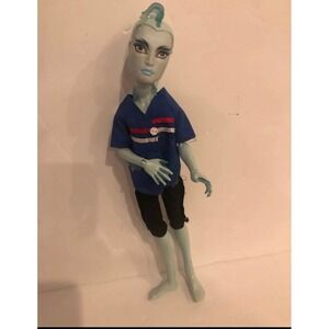 Monster High Gil‎ Webber Doll